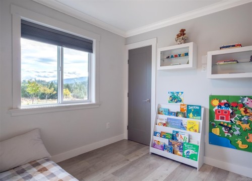 1700 Warn Way, Qualicum Beach, BC 