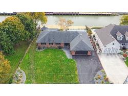 19165 BLUE WATER Avenue  Lighthouse Cove, ON N0P 2L0