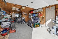 Garage - 