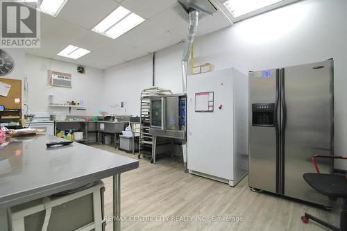 6 - 954 Leathorne Street, London South (South J), ON 