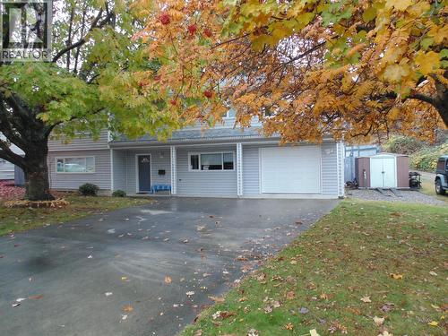 3304 8Th Avenue, Castlegar, BC - Outdoor