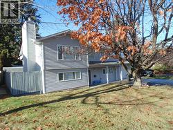 3304 8TH Avenue  Castlegar, BC V1N 2Y4