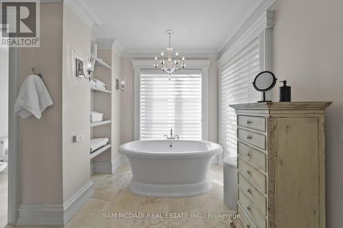 1343 Blythe Road, Mississauga, ON - Indoor Photo Showing Bathroom