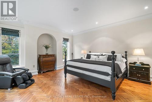1343 Blythe Road, Mississauga, ON - Indoor Photo Showing Bedroom