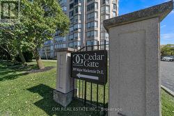 805 - 309 MAJOR MACKENZIE DRIVE E  Richmond Hill, ON L4C 9V5