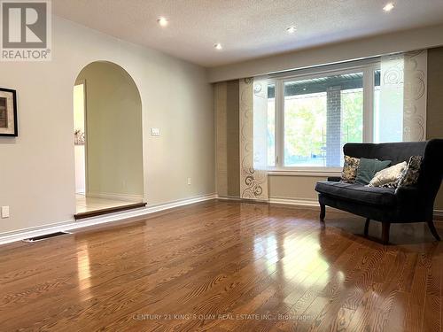 50 Bedford Park Avenue, Richmond Hill, ON - Indoor
