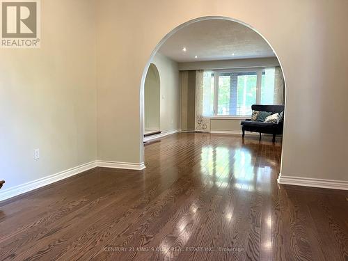 50 Bedford Park Avenue, Richmond Hill, ON - Indoor Photo Showing Other Room