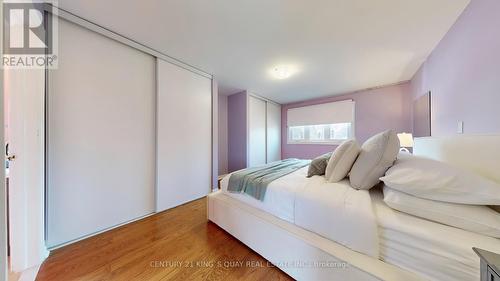 50 Bedford Park Avenue, Richmond Hill, ON - Indoor Photo Showing Bedroom