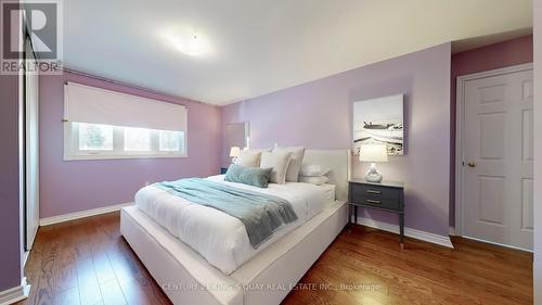 50 Bedford Park Avenue, Richmond Hill, ON - Indoor Photo Showing Bedroom