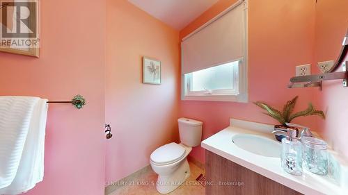 50 Bedford Park Avenue, Richmond Hill, ON - Indoor Photo Showing Bathroom