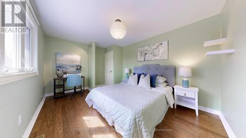 50 Bedford Park Avenue, Richmond Hill, ON - Indoor Photo Showing Bedroom