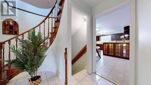 50 Bedford Park Avenue, Richmond Hill, ON - Indoor Photo Showing Other Room