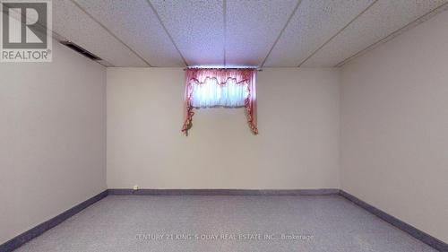 50 Bedford Park Avenue, Richmond Hill, ON - Indoor Photo Showing Other Room