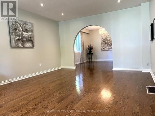 50 Bedford Park Avenue, Richmond Hill, ON - Indoor Photo Showing Other Room