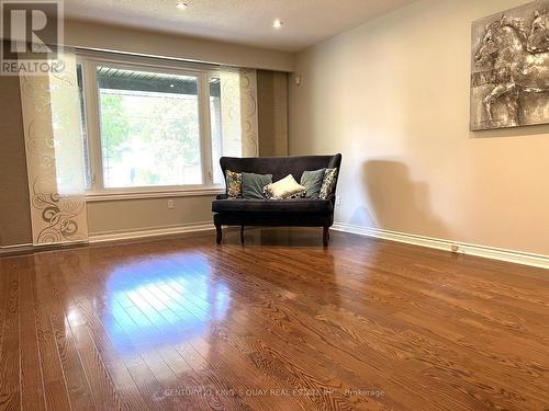 50 Bedford Park Avenue, Richmond Hill, ON - Indoor