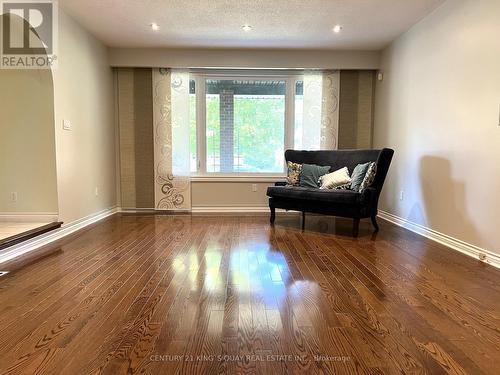 50 Bedford Park Avenue, Richmond Hill, ON - Indoor