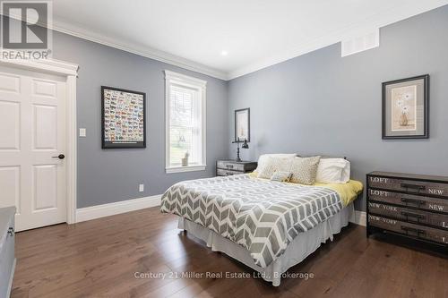 5583 3Rd Line Road, Erin, ON - Indoor Photo Showing Bedroom