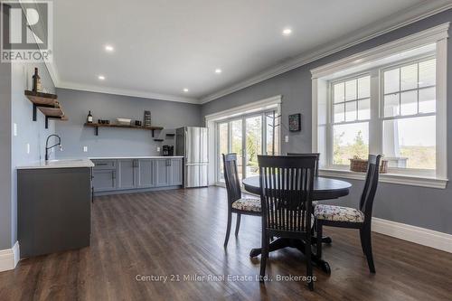 5583 3Rd Line Road, Erin, ON - Indoor Photo Showing Dining Room