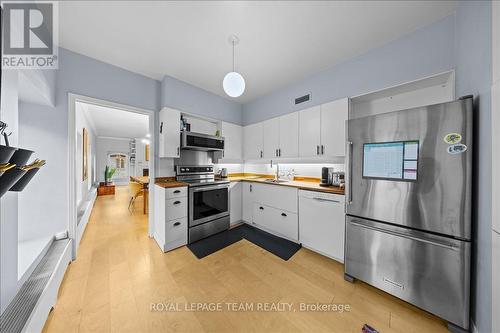 5 - 10 Clarence Street, Ottawa, ON - Indoor Photo Showing Kitchen With Stainless Steel Kitchen