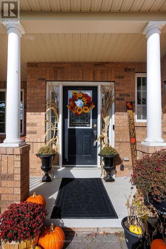 20 Ellis Crescent, Kawartha Lakes (Lindsay), ON - Outdoor