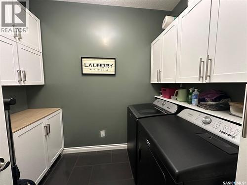 508 Cardinal Court, Shellbrook, SK - Indoor Photo Showing Laundry Room
