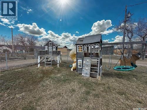 331 4Th Street, Weyburn Rm No. 67, SK - Outdoor