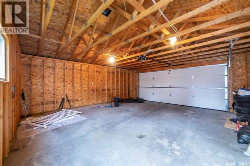 143 Marlatte Crescent, Saskatoon, SK - Indoor Photo Showing Garage