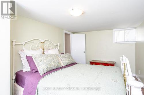 127 Leopold Street, Quinte West (Trenton Ward), ON - Indoor Photo Showing Bedroom