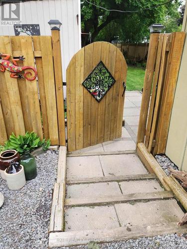 127 Leopold Street, Quinte West (Trenton Ward), ON - Outdoor