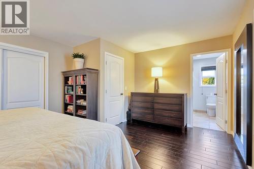 2077 Rosefield Drive, West Kelowna, BC - Indoor Photo Showing Bedroom