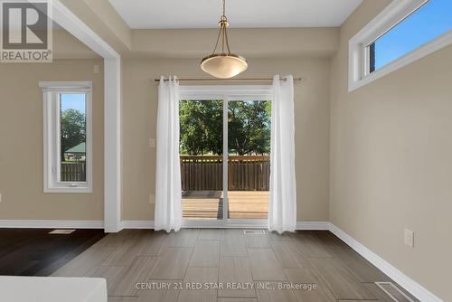 55 Laurent Avenue, Welland, ON - Indoor Photo Showing Other Room