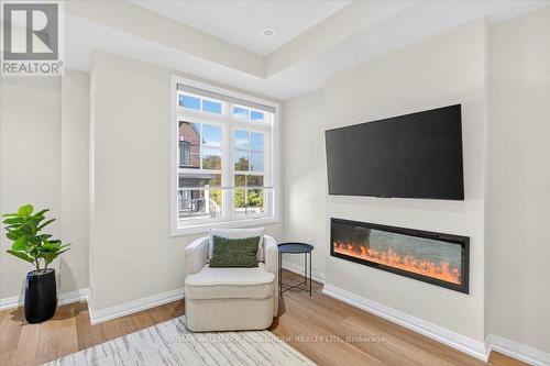 5 John Carter Way, Markham, ON - Indoor With Fireplace