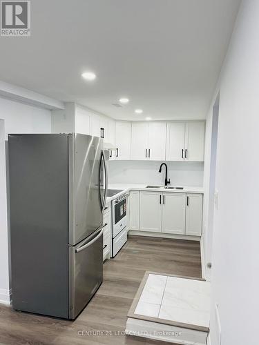 Bsmt Kitchen - 26 Epsom Downs Drive, Brampton, ON - Indoor Photo Showing Kitchen