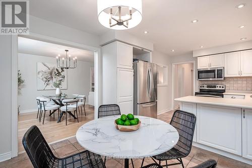 2620 Andover Road, Oakville (Ro River Oaks), ON - Indoor Photo Showing Dining Room