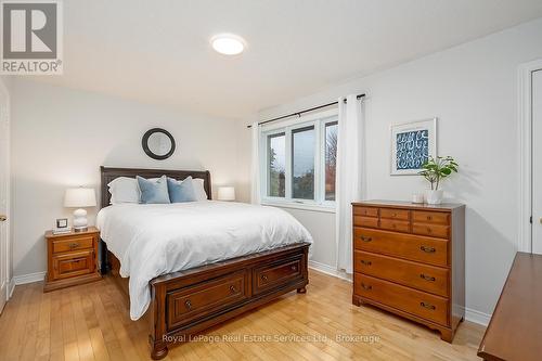 2620 Andover Road, Oakville (Ro River Oaks), ON - Indoor Photo Showing Bedroom