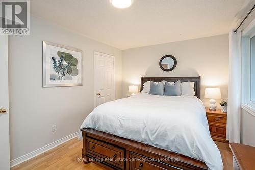 2620 Andover Road, Oakville (Ro River Oaks), ON - Indoor Photo Showing Bedroom