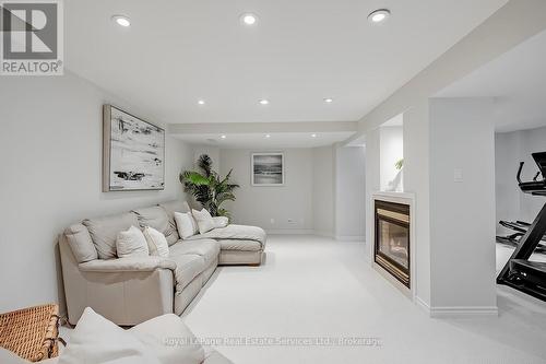 2620 Andover Road, Oakville (Ro River Oaks), ON - Indoor With Fireplace