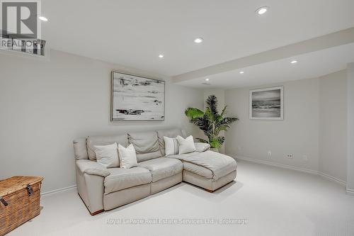 2620 Andover Road, Oakville (Ro River Oaks), ON - Indoor Photo Showing Other Room