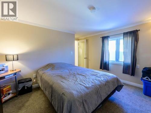 8-986 Range Road, Whitehorse, YT - Indoor Photo Showing Bedroom