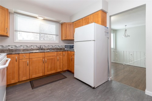 1116 Thunderbird Dr, Nanaimo, BC 