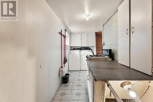 241 Robert Street, Hamilton, ON - Indoor