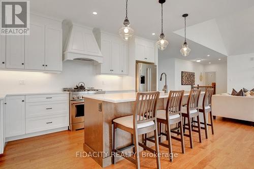 168 Kaswit Drive, Beckwith, ON - Indoor Photo Showing Kitchen With Stainless Steel Kitchen With Upgraded Kitchen