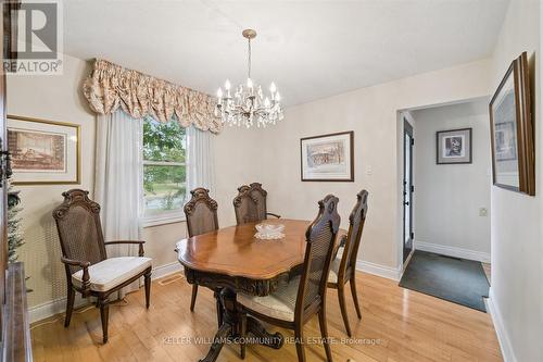 11 Bayleaf Court, Peterborough (Monaghan Ward 2), ON - Indoor Photo Showing Dining Room