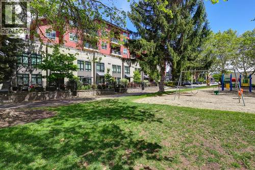 457 West Avenue Unit# 111, Kelowna, BC - Outdoor