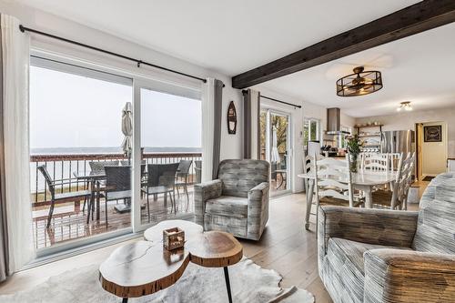 Vue d'ensemble - 4029 Ch. River, Pontiac, QC - Indoor Photo Showing Living Room