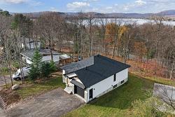 3 Rue des Tilleuls  Fossambault-Sur-Le-Lac, QC G3N 1Y6