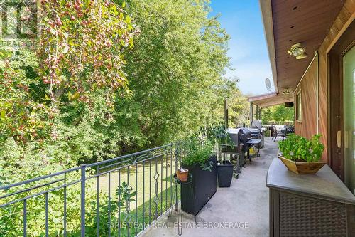 175 South Summit Farm Road, King, ON - Outdoor With Deck Patio Veranda