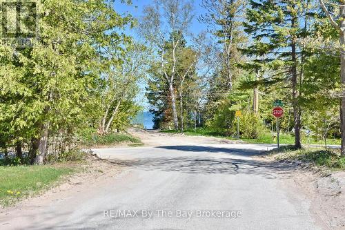 15 Sylvan Avenue, Wasaga Beach, ON - Outdoor With View