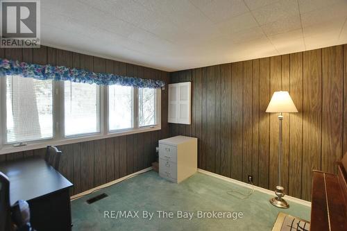 main flr bdrm or office - 15 Sylvan Avenue, Wasaga Beach, ON - Indoor