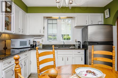 95 Baylea Drive, Quinte West (Sidney Ward), ON - Indoor Photo Showing Kitchen